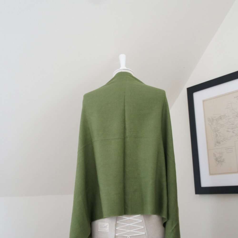 Large Vintage Olive Green Pashmina & Silk Scarf Shawl - Picture 5 of 15